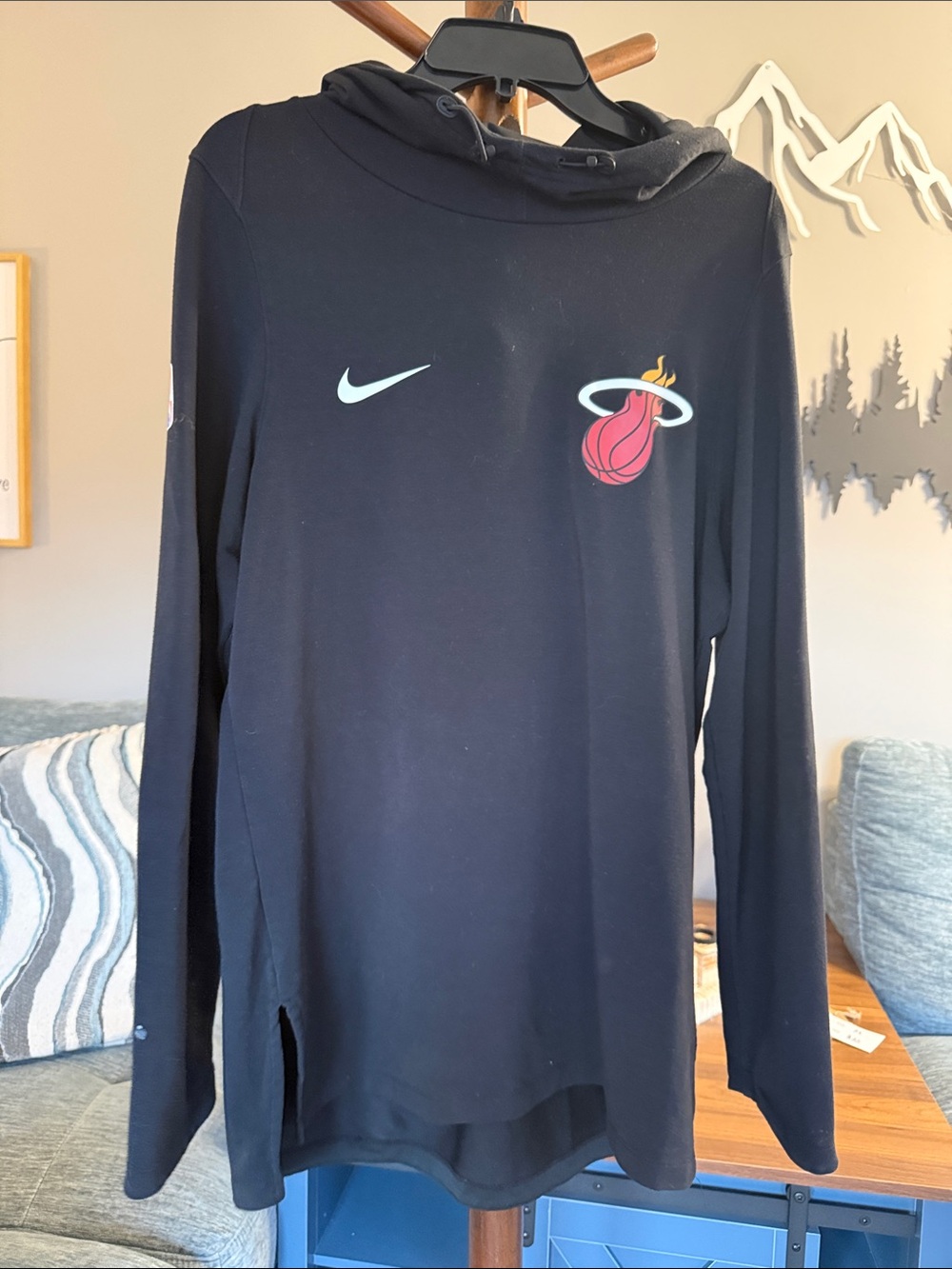 Nike Black Miami Heat Long-Sleeve Hooded Top